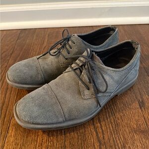 Calvin Klein Gray Suede Lace-Up Oxfords